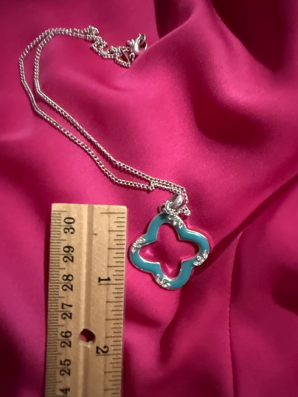 Silver Necklace with Turquoise Clover Pendant - Picture 5 of 6